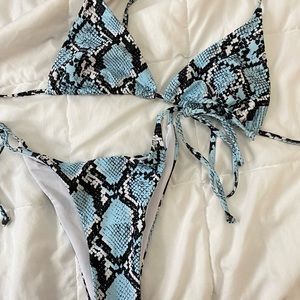 blue snakeskin bikini set